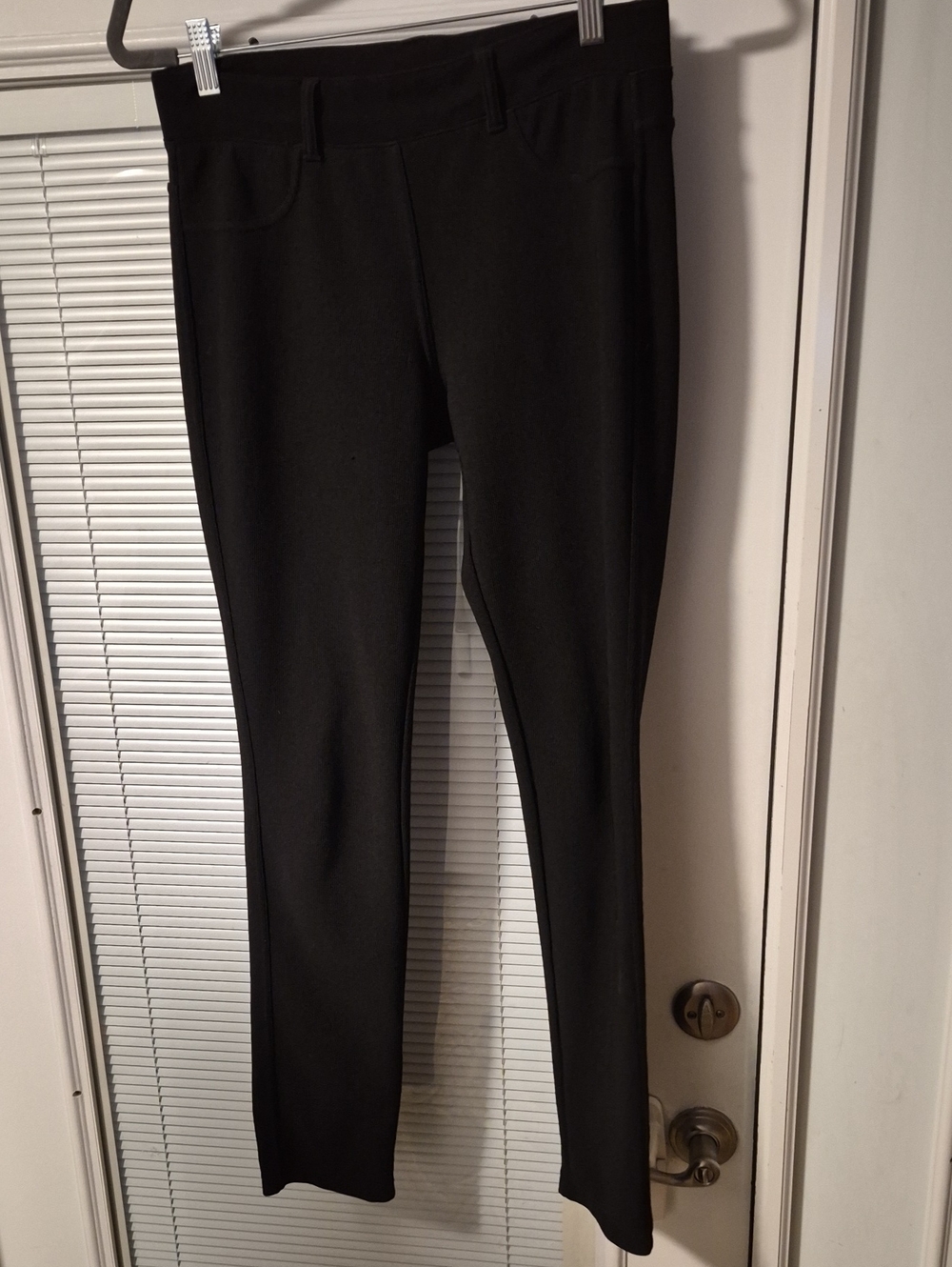 French Laundry Black Slim Ponte Skinny Pants
